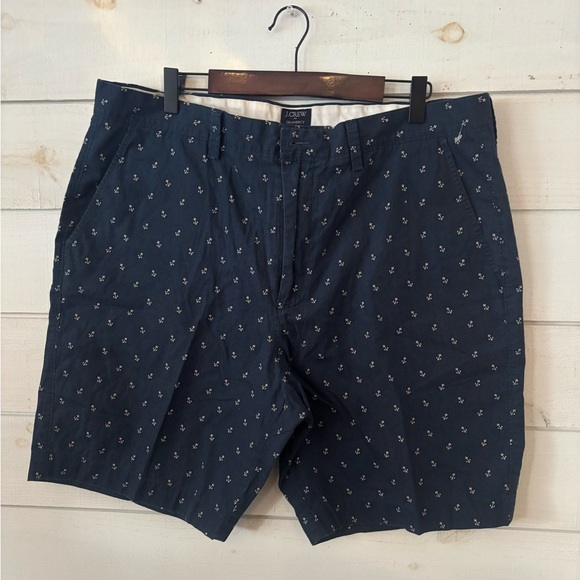 J Crew Men's Gramercy Anchor
Print Chino Short • 9" Inseam - Picture 2 of 8